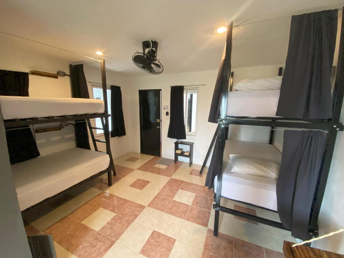 Hostel Oryx Valladolid Вальядолид Экстерьер фото